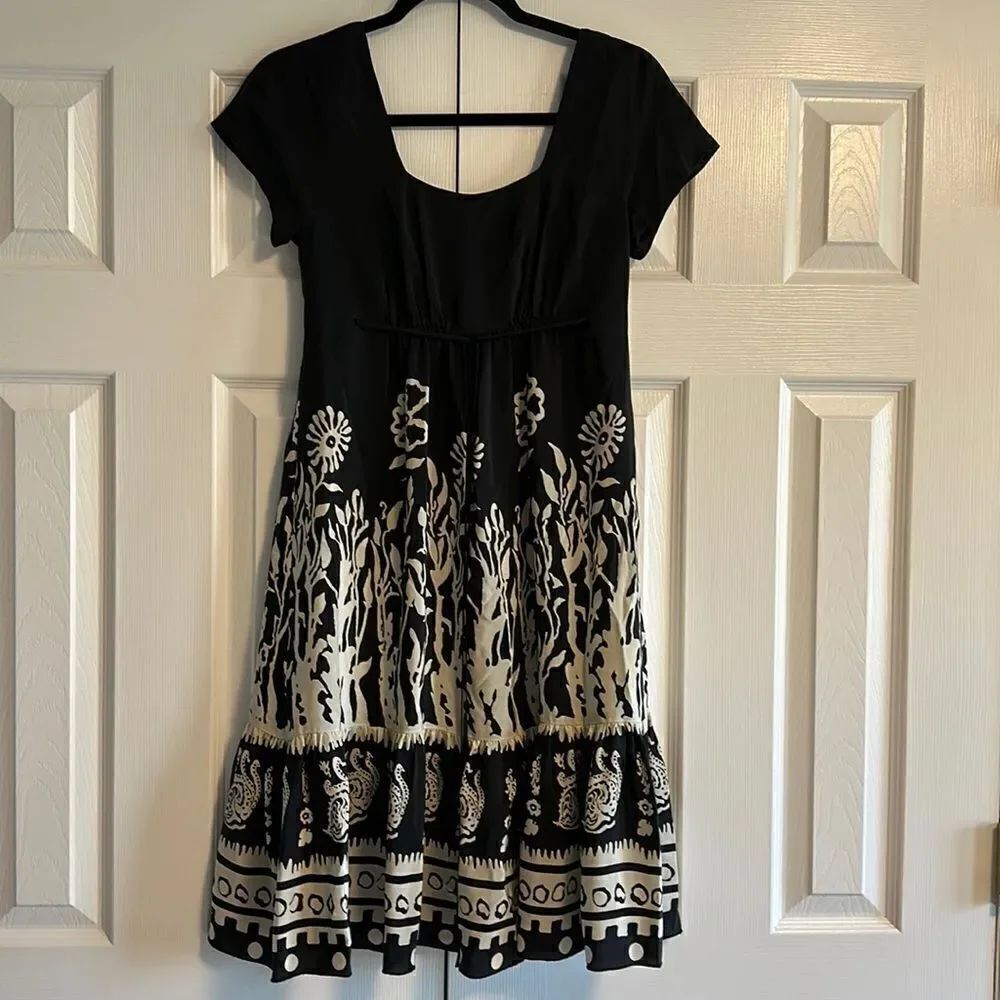 Anna Sui Anthropologie Women’s Black & Cream Floral Short-sleeve Flowy Dress